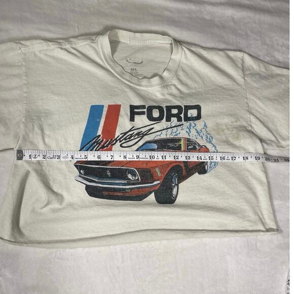 Ford Mustang Graphic Crop Top Tee White M/L Car Shirt - Picture 3 of 6